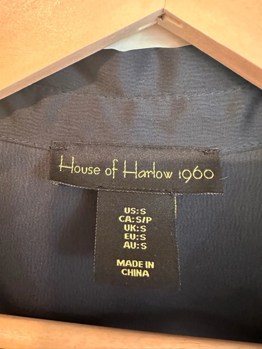 House of Harlow 1960 Black Satin Wrap Mini Dress Size S - Picture 5 of 7